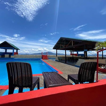 Napo Beach Resort Maripipi Esterno foto